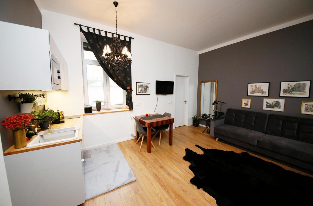 Mini Flat Apartman 佩奇 外观 照片