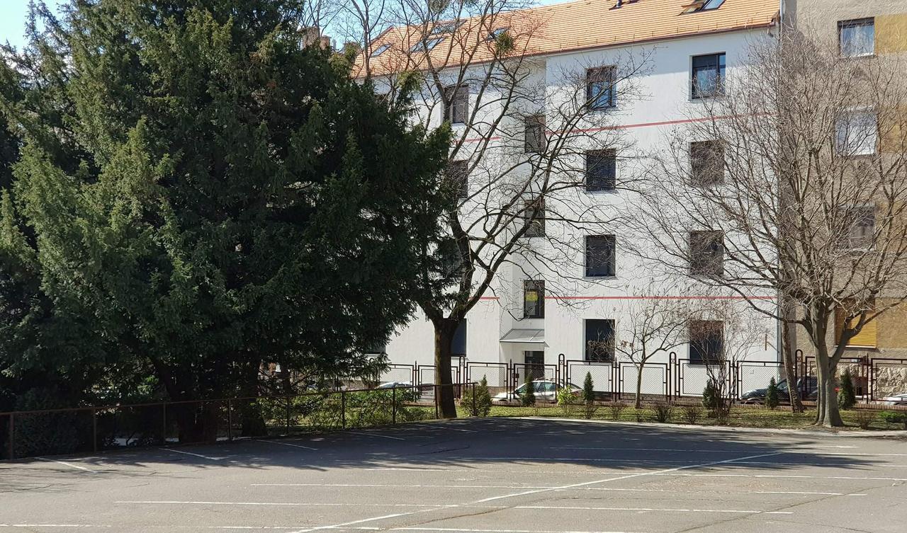 Mini Flat Apartman 佩奇 外观 照片